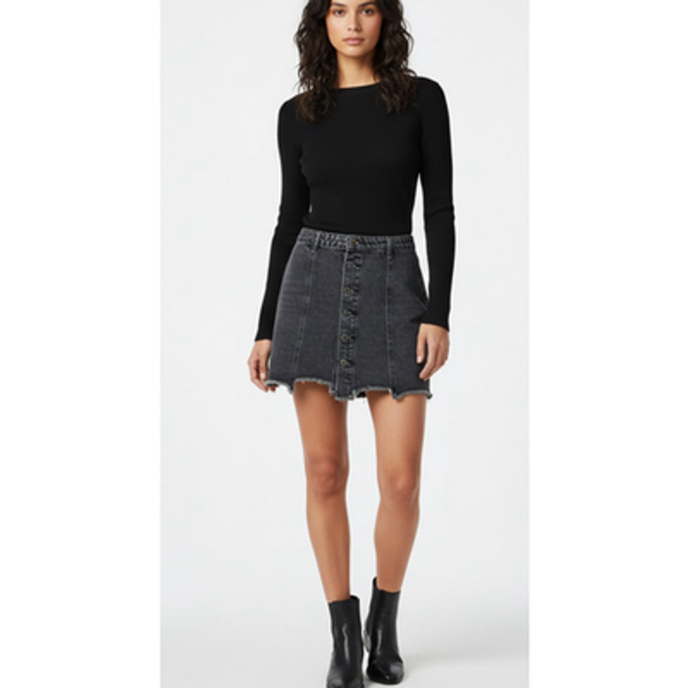 Sadie & Sage Black Denim Mini Skirt Raw Hem Button Front M